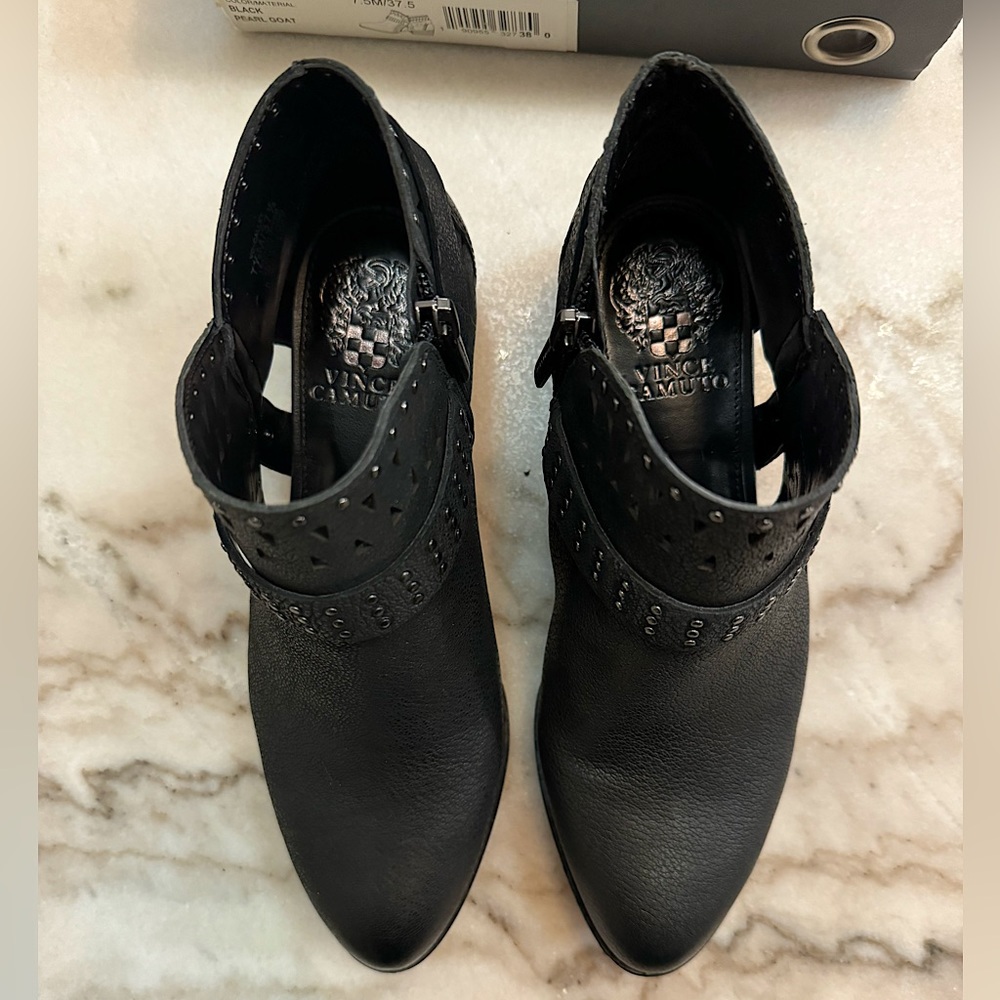 🎉NIB Vince Camuto Calley Black Leather Booties - Picture 8 of 12